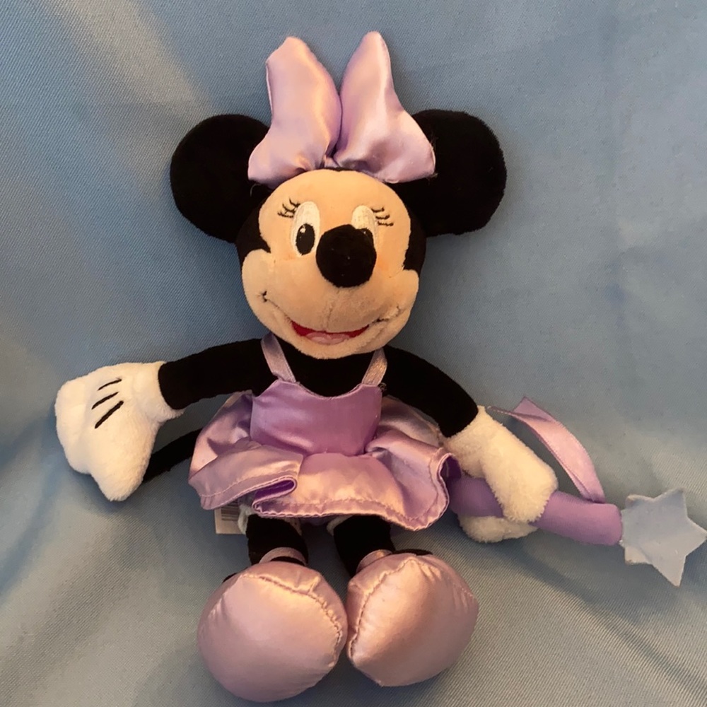10” Minnie Mouse plush Purple w/ Wand